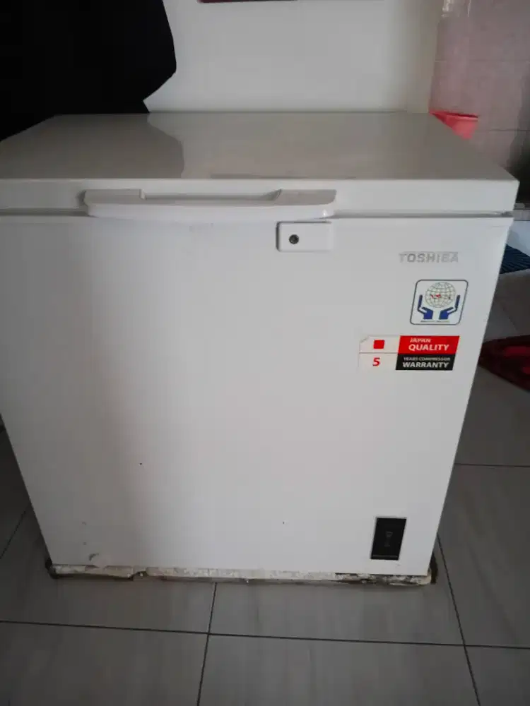 Jual freezer 210 liter