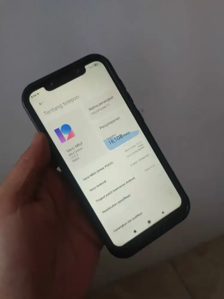 POCOPHONE F1 Ram 6/64Gb