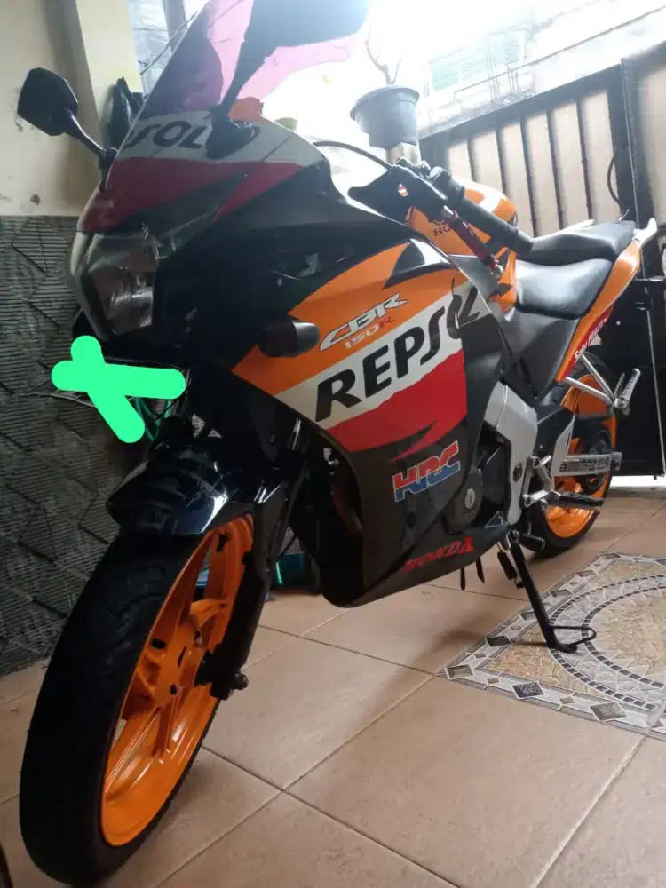 HONDA CBR 150R CBU 2012