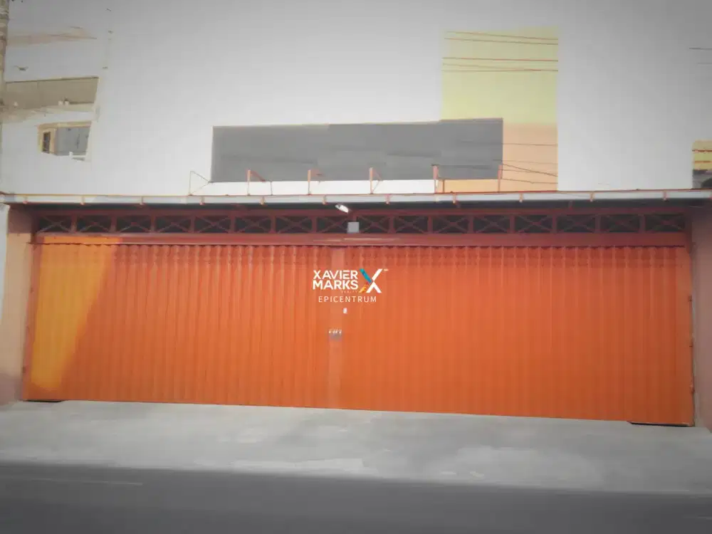 Disewakan Tempat Usaha di Baratajaya Strategis Pinggir Jalan