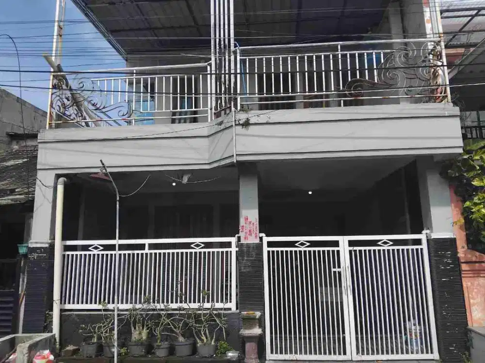 DI JUAL RUMAH

KEL. : KEDURUS
KEC. : KARANG PILANG 
KAB  : SURABAYA