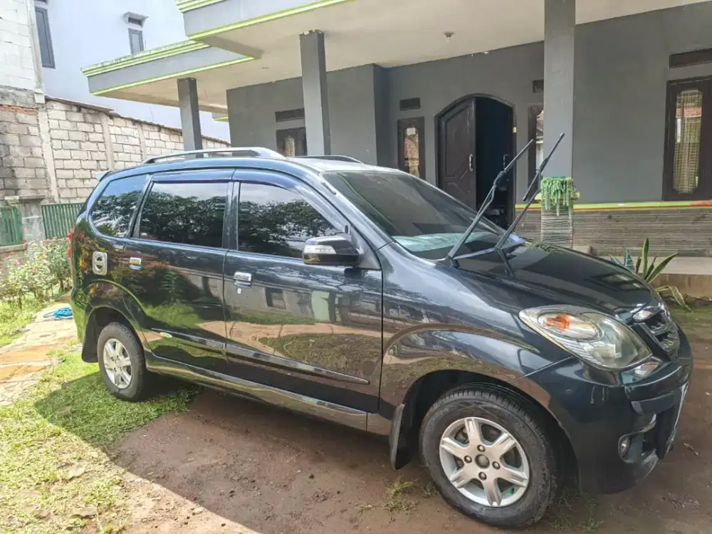 JUAL CEPAT  Xenia LI Sporty VVTi 2010 Hitam - Pajak Hidup 11-2029