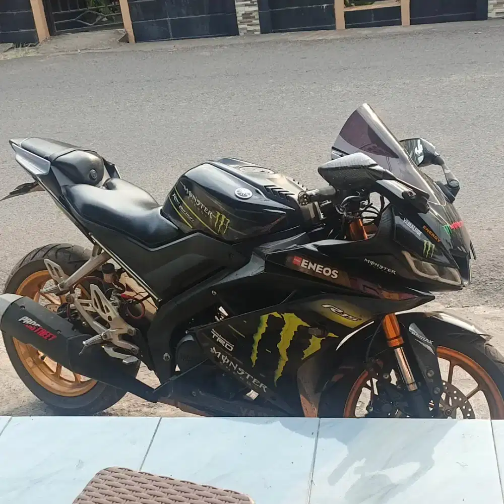 YAMAHA R15 TH 2018