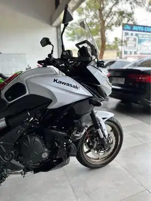 KAWASAKI VERSYS 650 2015