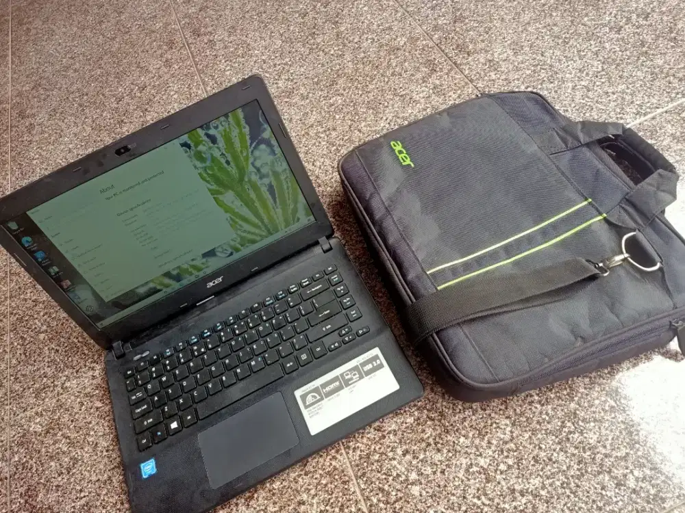 Notebook Acer slim