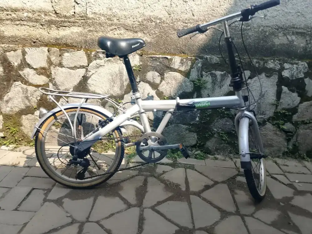 Sepeda lipat ban 20