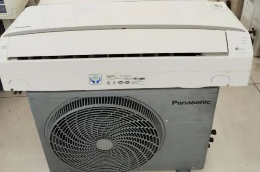 Jual ac Panasonic 1/2 pk 32 lowwat 360 wat kondisi 95% ori semua