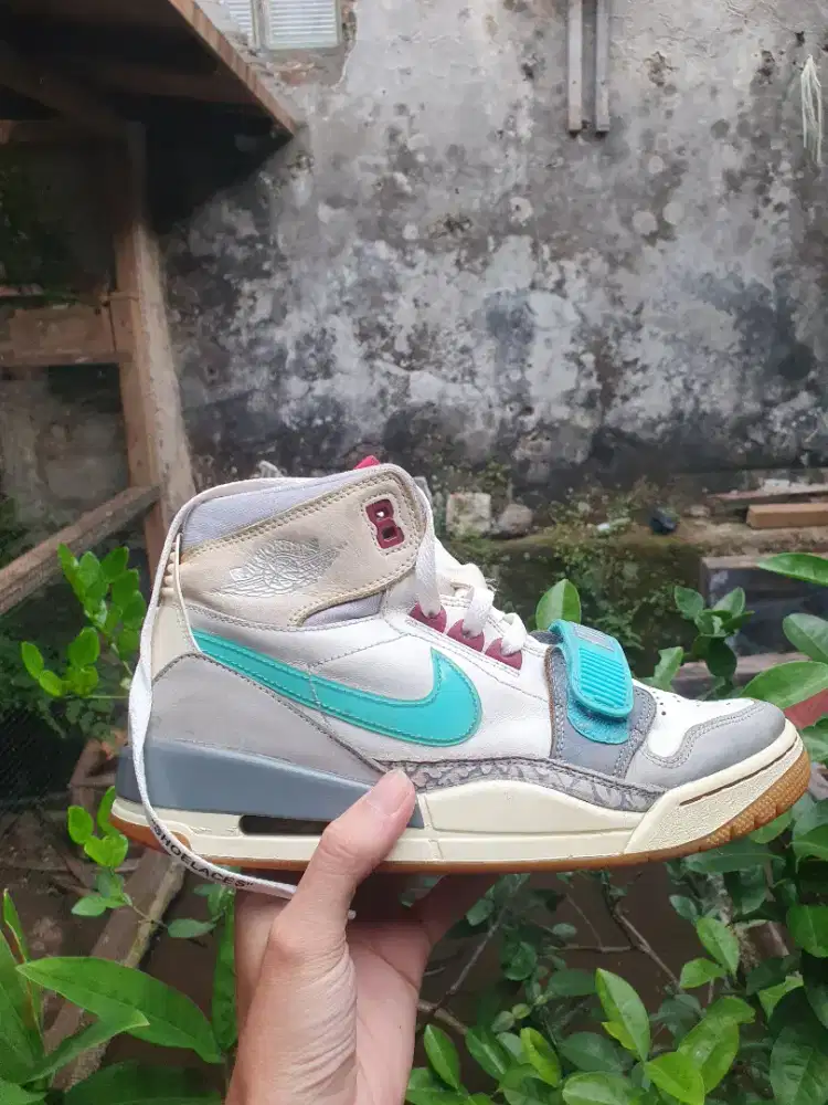Nike air jordan legacy