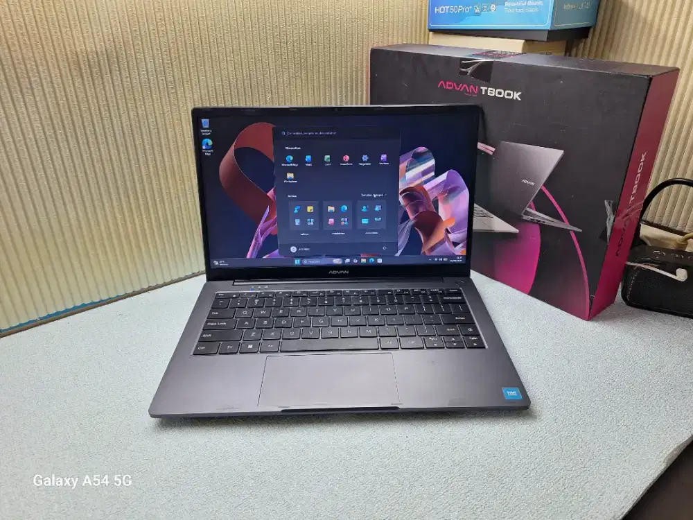 Dijual cepet Laptop ADVAN TBOOK 1405 - Intel CELERON N100 -SSD 128GB -