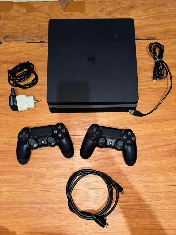 WTS PS4 500GB seri CUH-2106A Good Condition