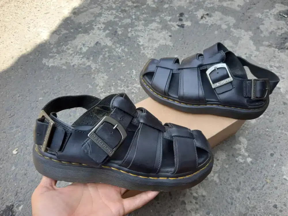 Sandal Dr martens kassion ori size 38