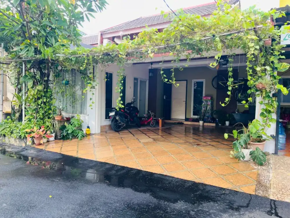 Rumah Hadap Taman di Prima Harapan Regency Bekasi