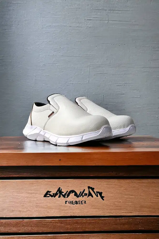 Recommended Sepatu safety import original Karawang