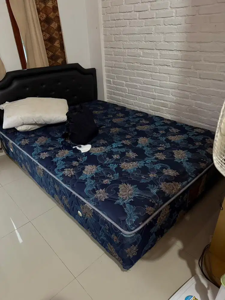 Dipan kasur tebal enak