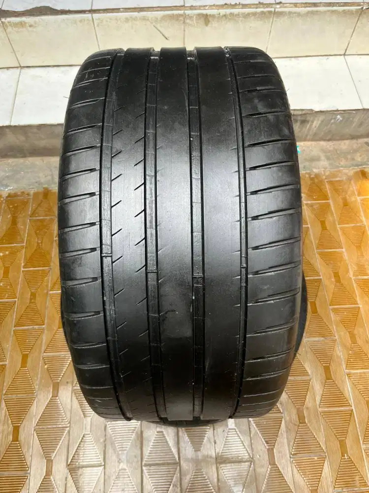 Ban Michelin Pilot Sport 4s  295 35 r20  1Pcs