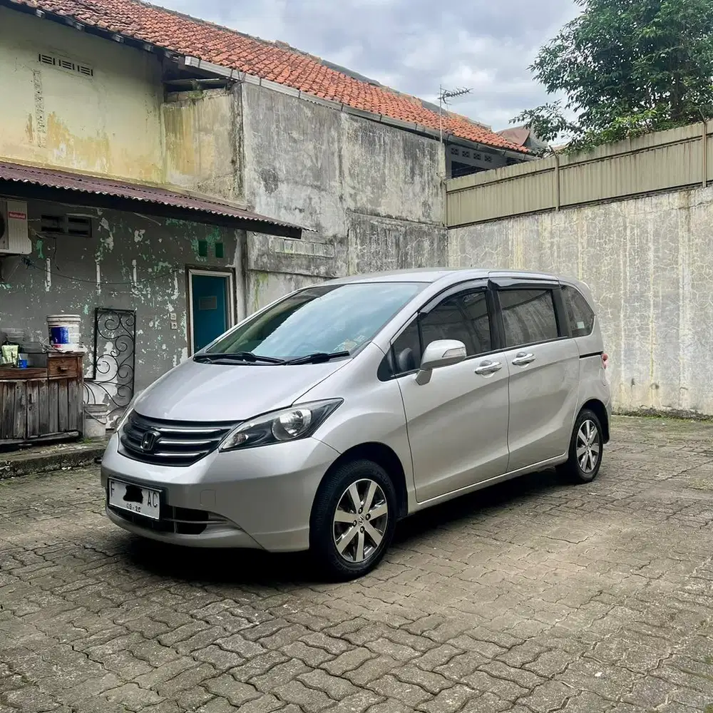 Honda Freed PSD 2011 Matic