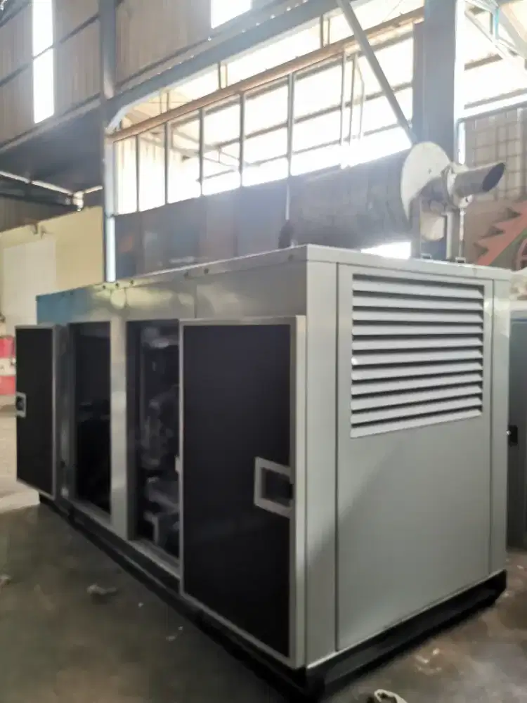 Genawt bekas 50 kVA Silent