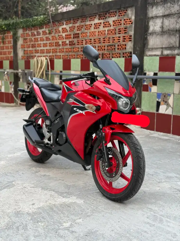 WTS CBR 150R 2013 CBU ( BU JUAL CEPAT! )