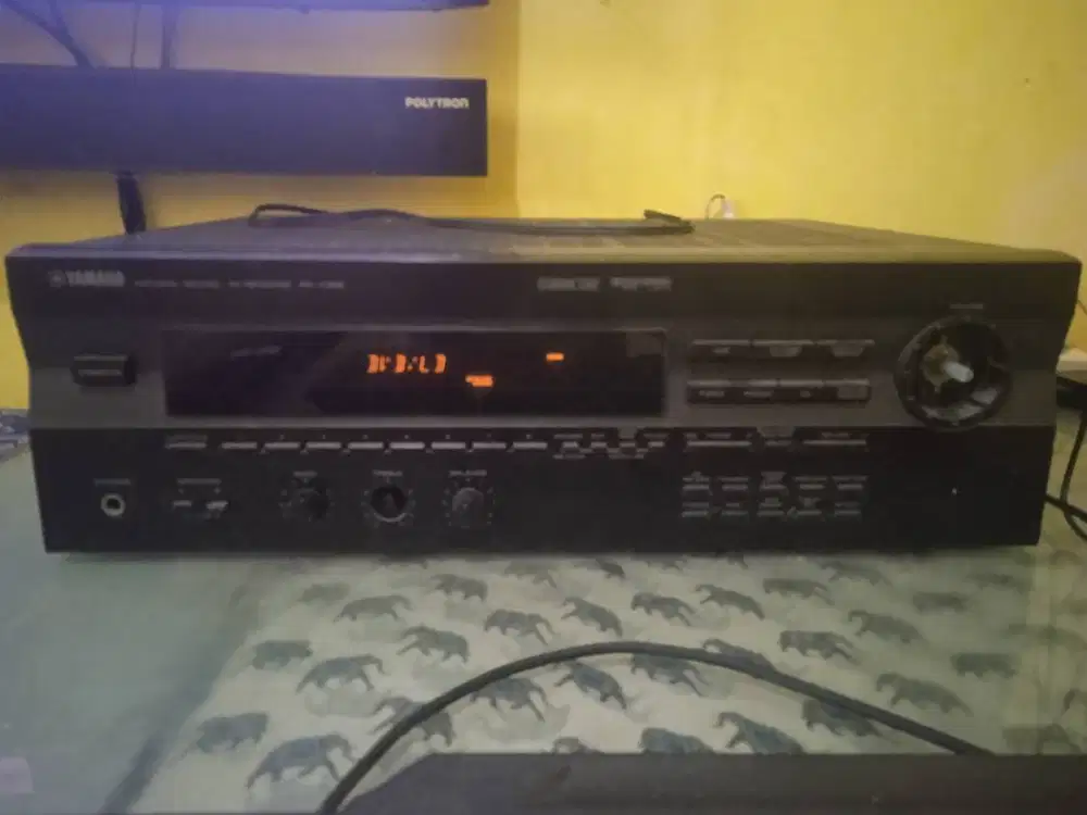 Amplifier Yamaha Natural Sound AV Receiver RX-V395