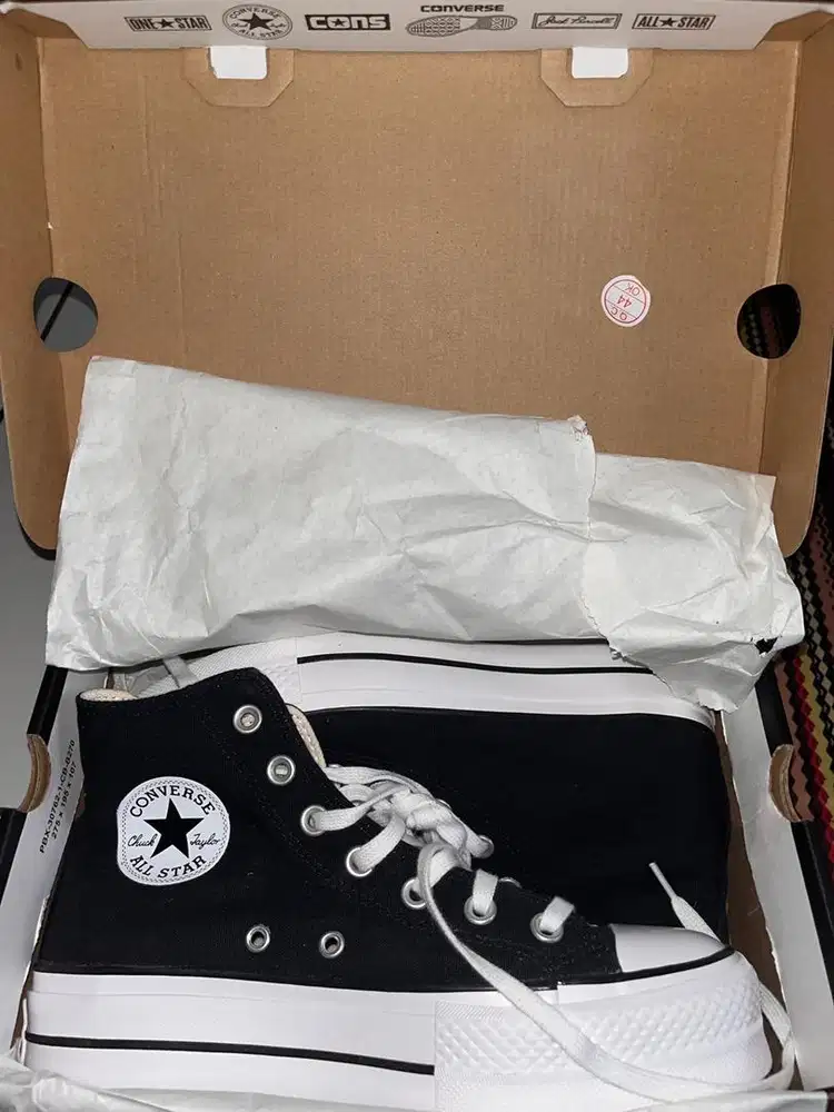 New Original Converse lift UK 37.5