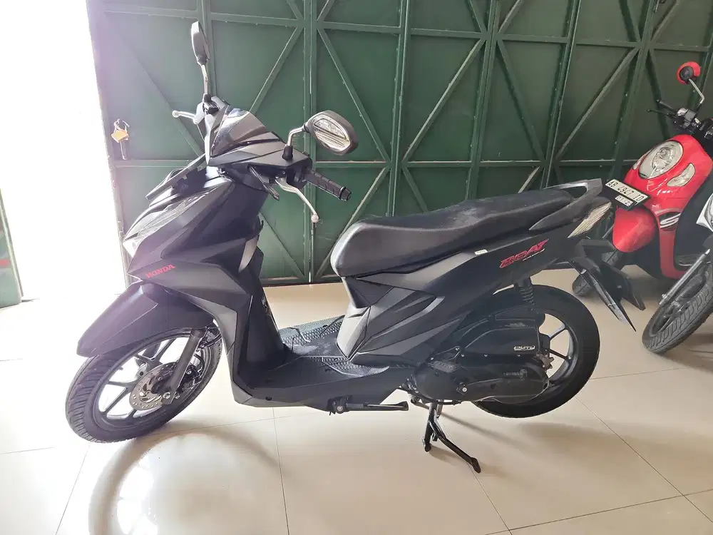 Beat deluxe hitam doff 2023 gbm