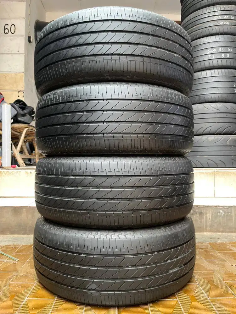 Ban Bridgestone Turanza T005A  235 50 r18  4Pcs