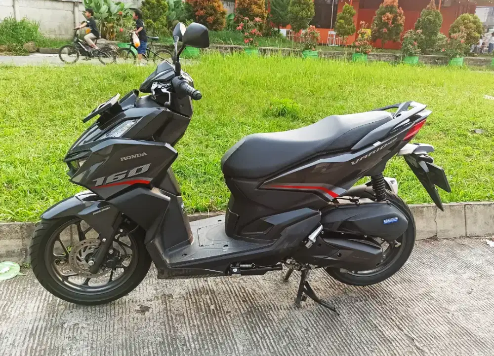 Vario 160 CBS kumplit km low 4 ribuan