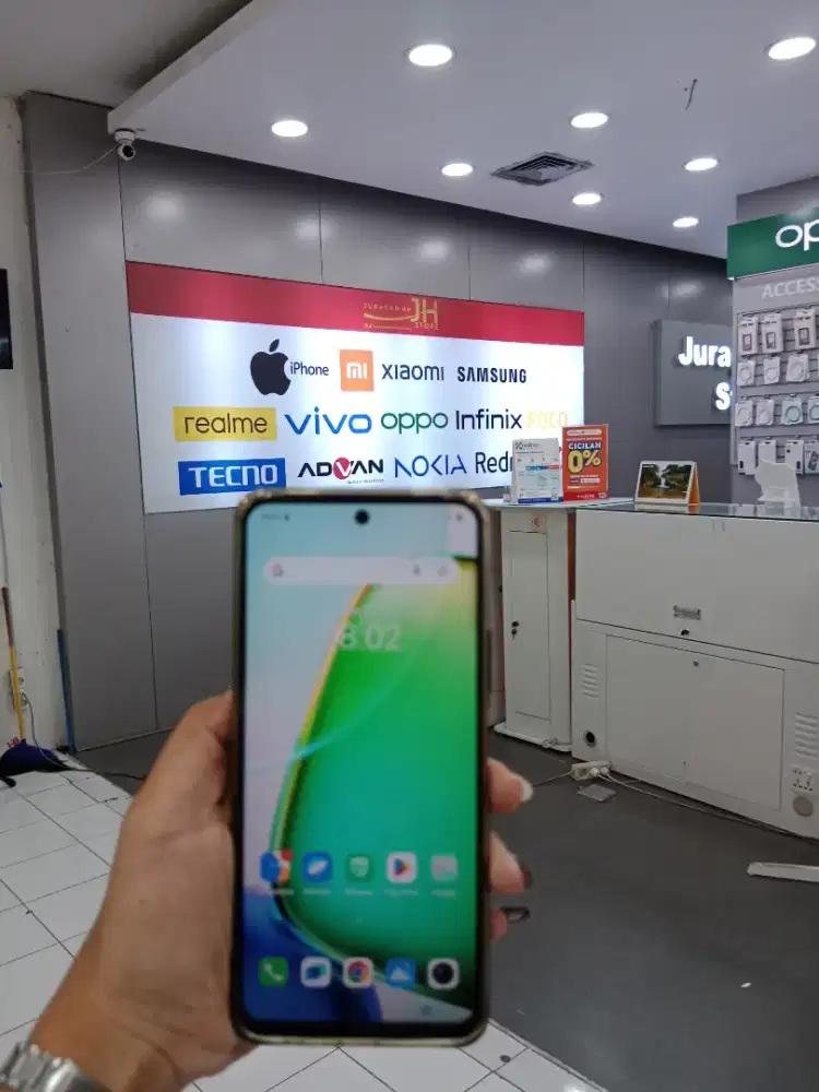 Vivo y28 ram 8/256