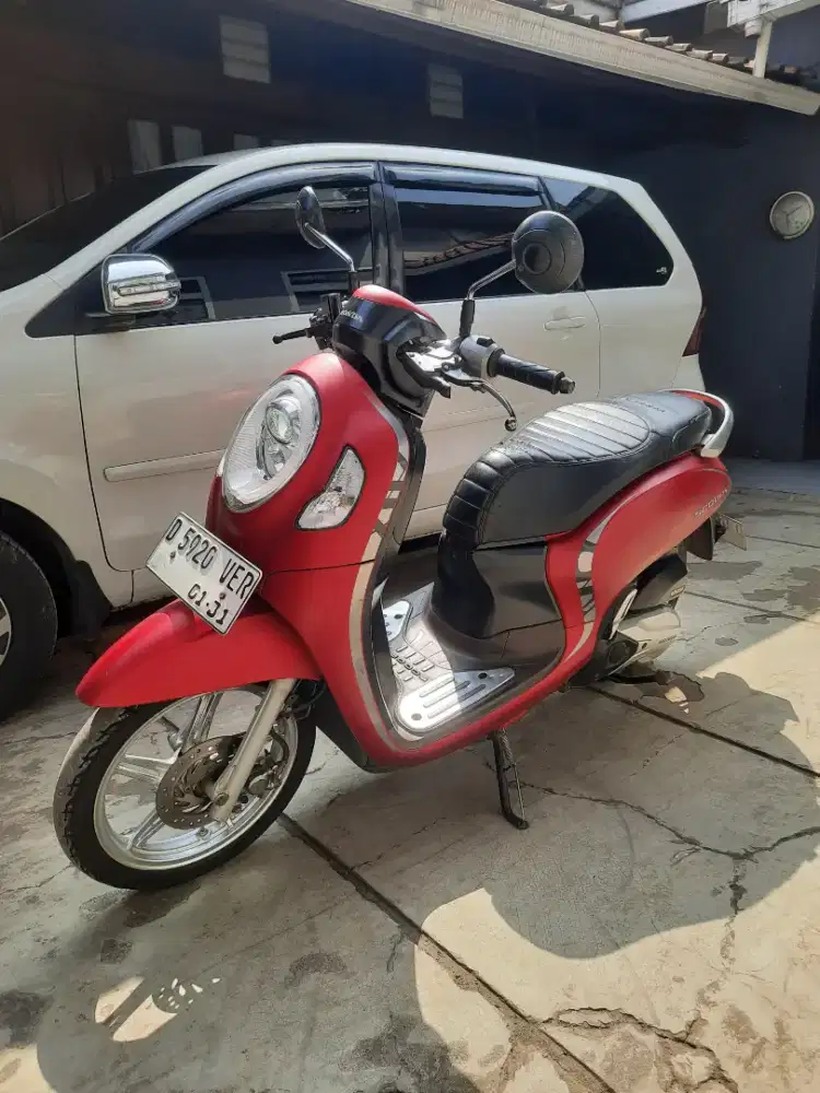 Scoopy Stylish 2021 Keyless