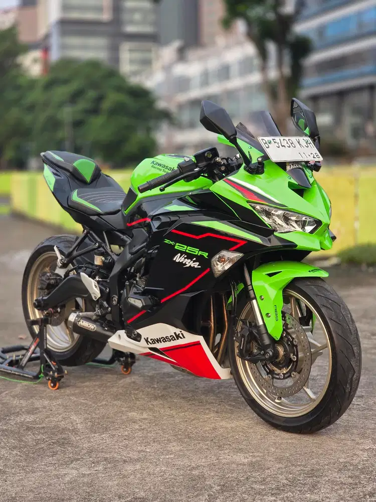 Kawasaki ZX25R ABS With ARROW