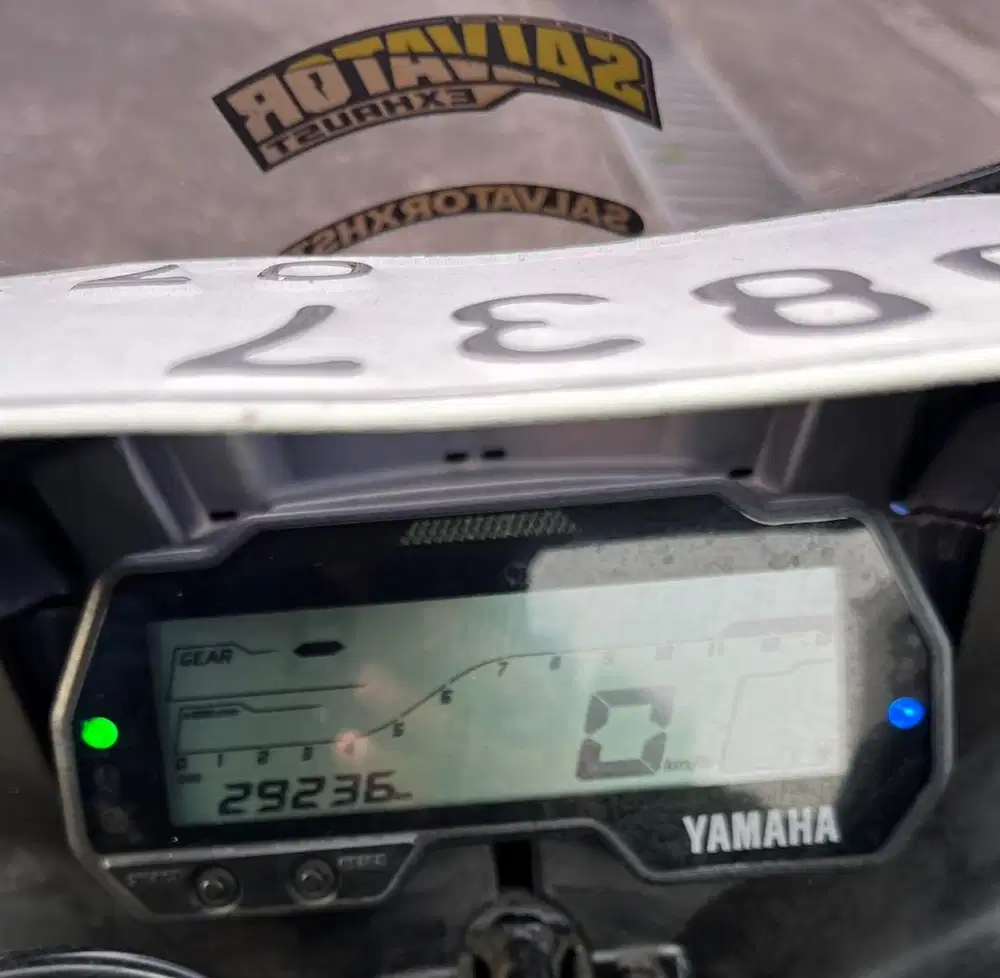 Yamaha R15 V3 on