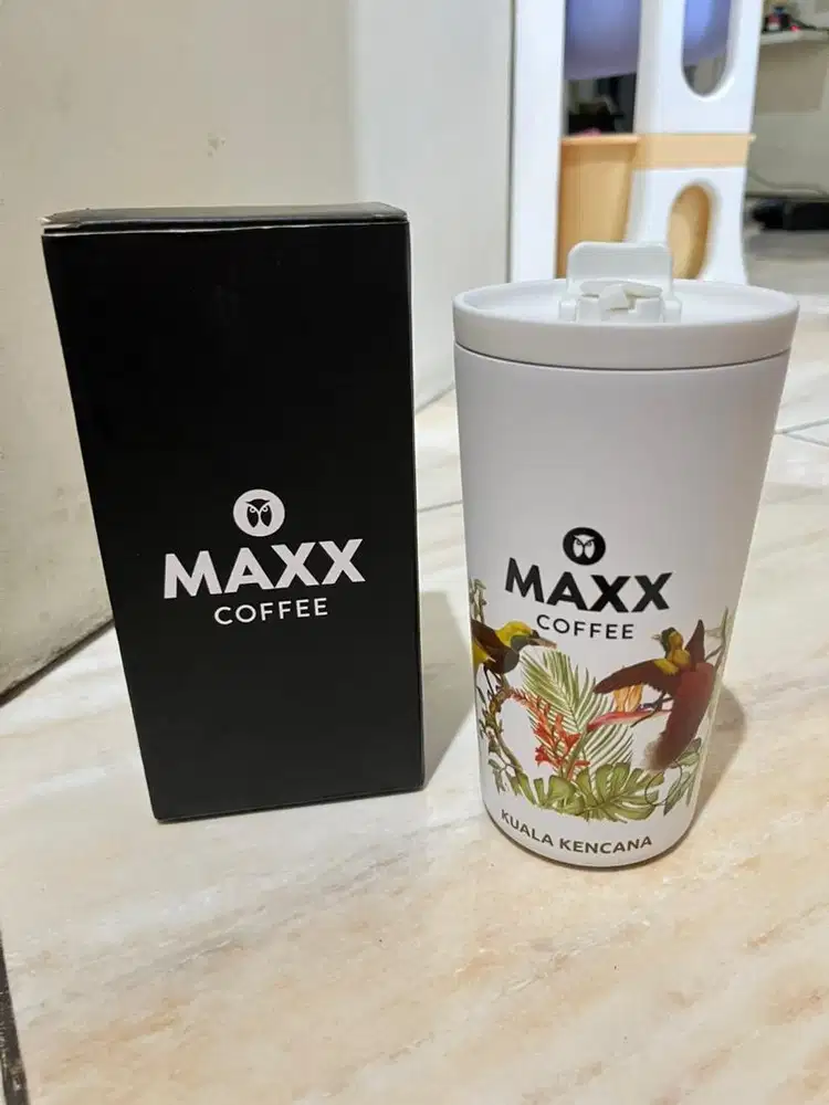 Maxx Tumbler coffee