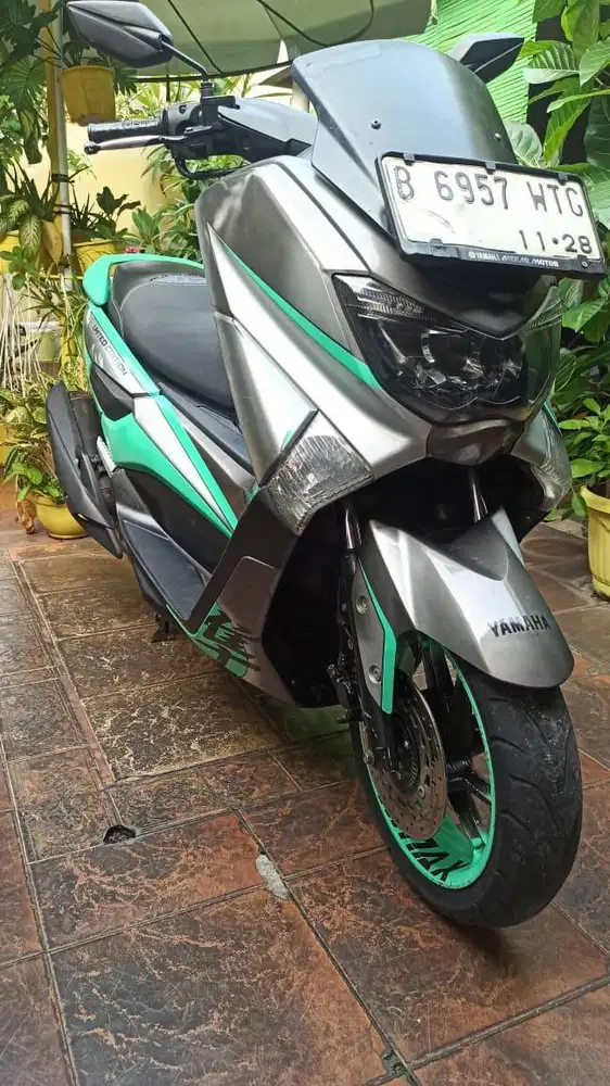 YAMAHA NMAX 2018 MURAH ABIS SURAT LENGKAP PAJAK ON PEMAKAI MURAH BU