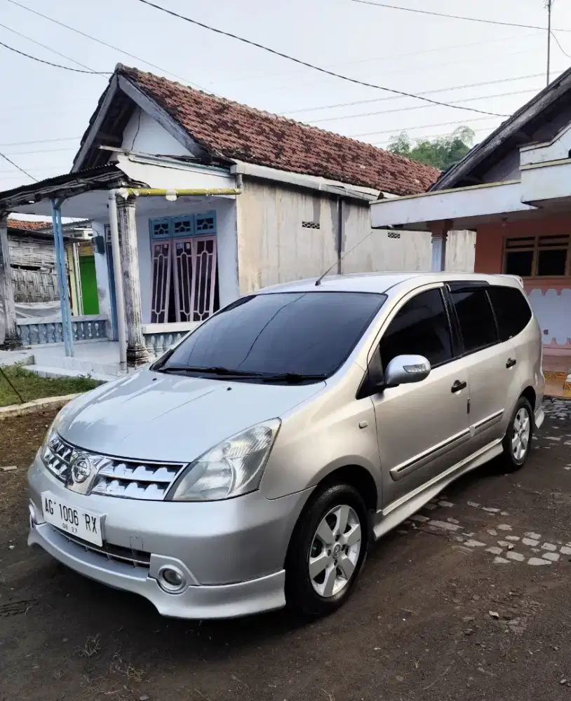 Grand Livina HWS Matic 2011