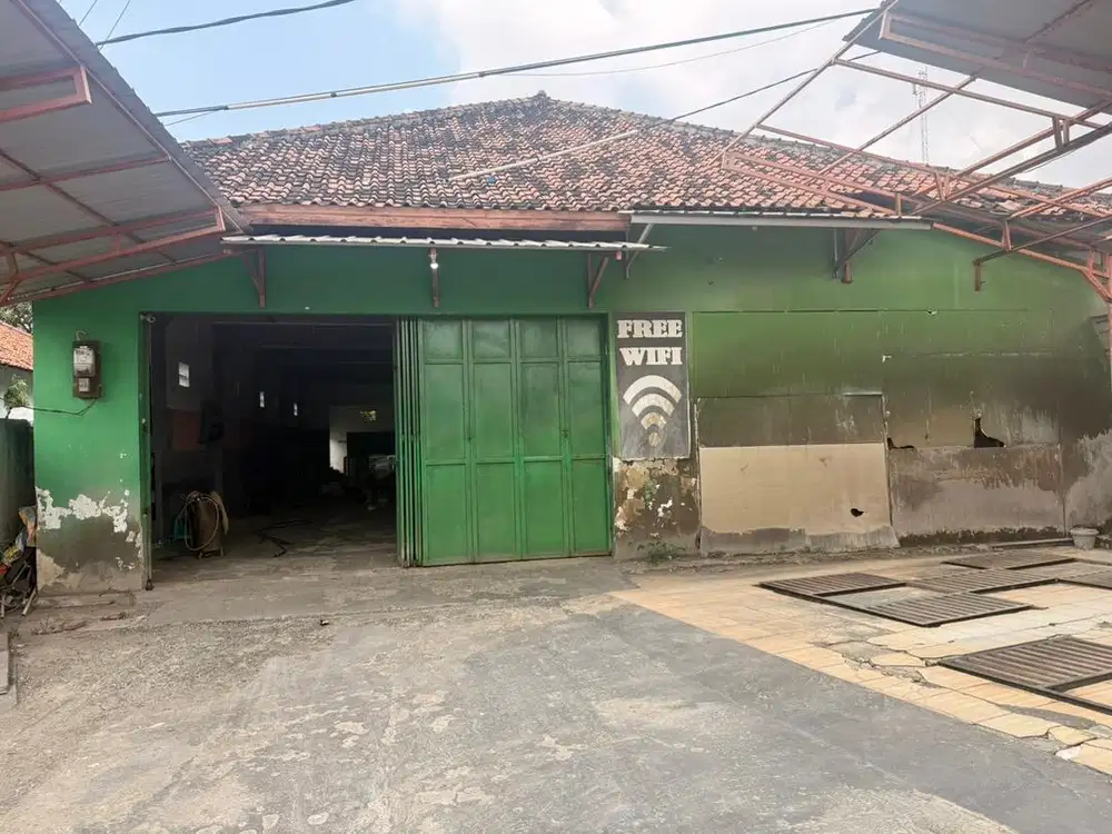 Disewakan bangunan cocok untuk usaha LT 425 LB 325