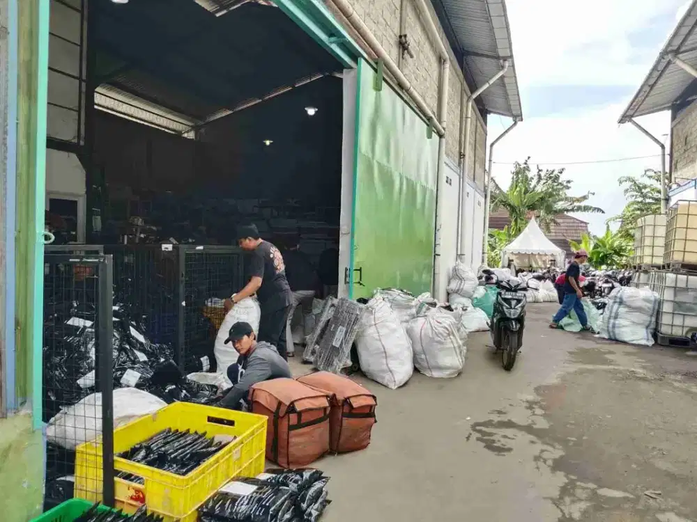 Disewakan gudang di pondok cabe Tangsel