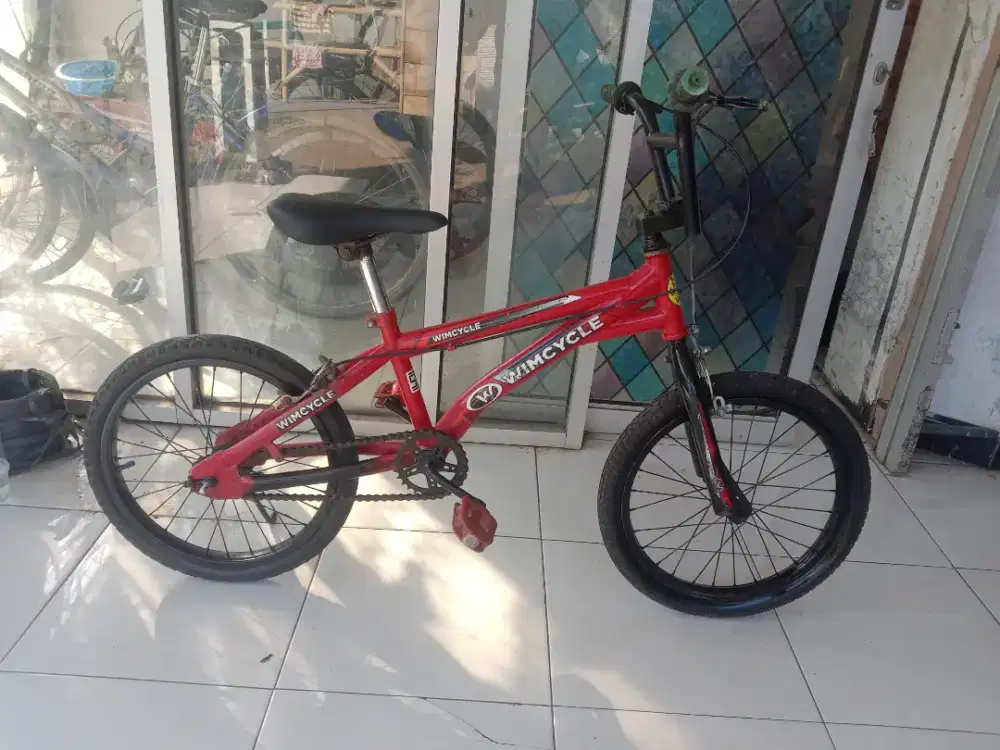 Sepeda anak uk18 wimcycle