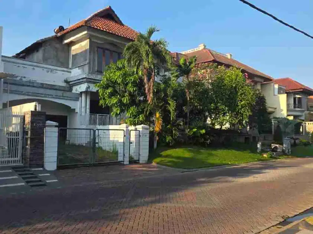 Dijual Rumah Graha Family hitung tanah Cluster Elite! Murah