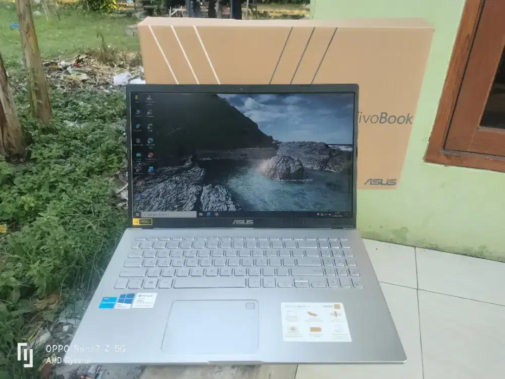 Asus Vivobook Celeron N4020 SSD 256 GB Keyboard Backlit Normal