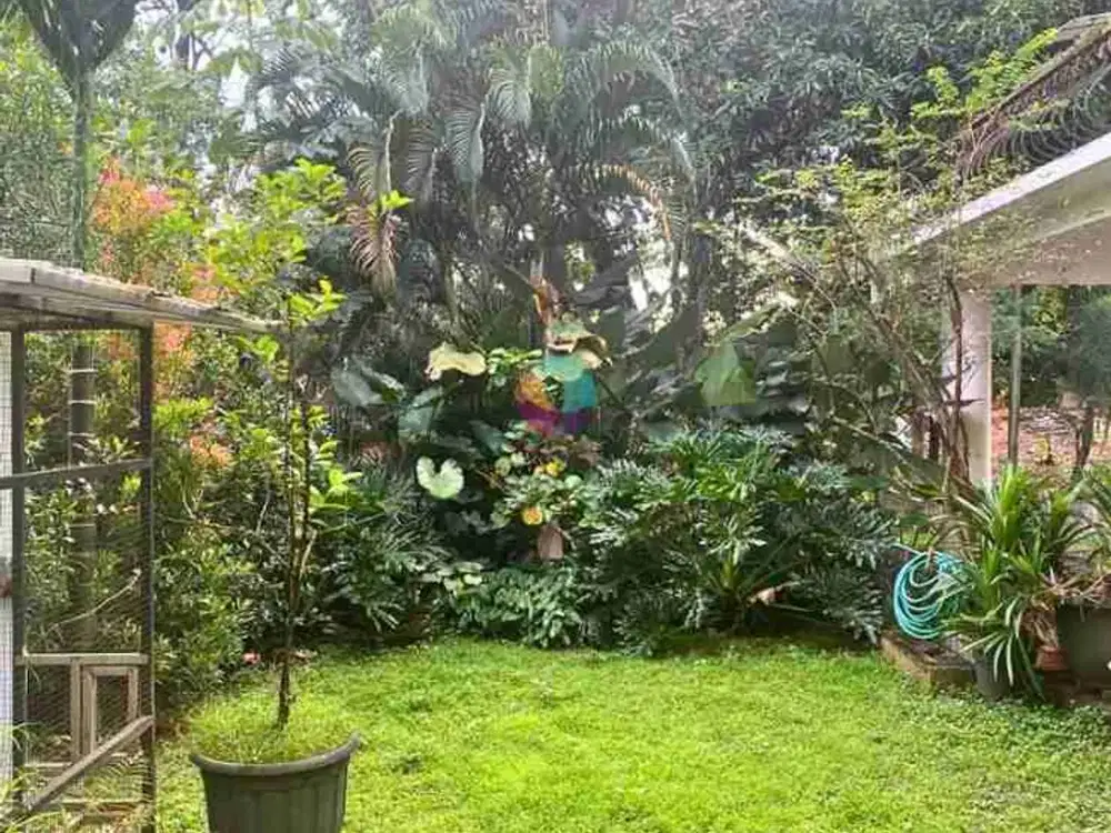 Dijual cepat rumah dekat mall living world kota wisata