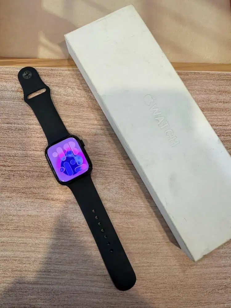 Apple Watch Series 9 45mm midnight ex ibox bh 87% lengkap