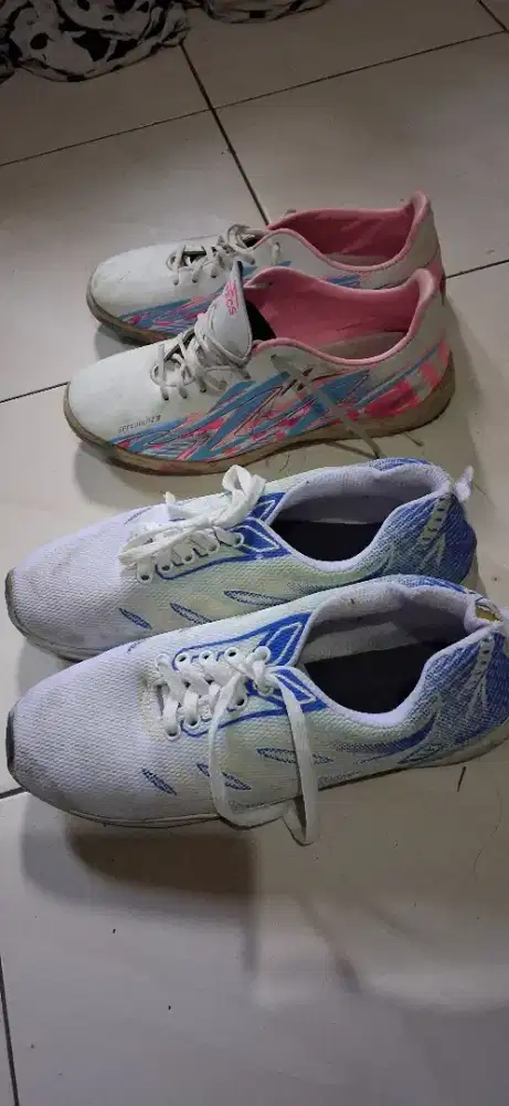 Sepatu futsal ukuran 40-41