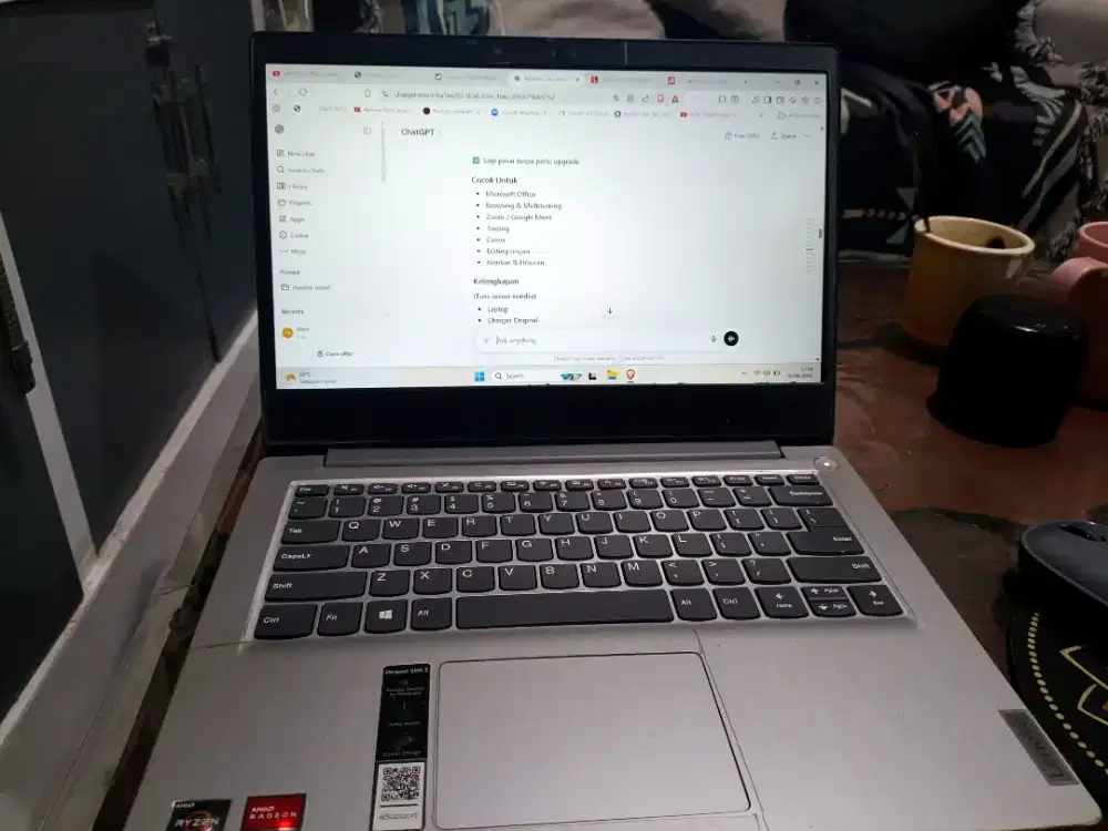 Lenovo IdeaPad 3 Ryzen 3 3250U RAM 8GB SSD NVMe 256GB Mulus Siap Pakai