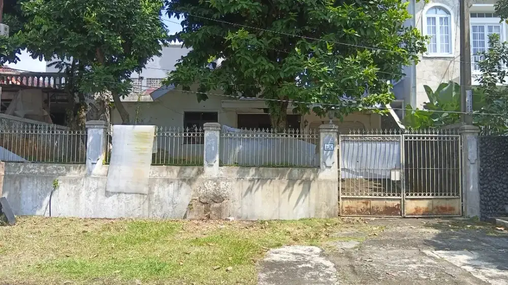 Jual rumah jalan utama Baranangsiang Indah BSI lt 300