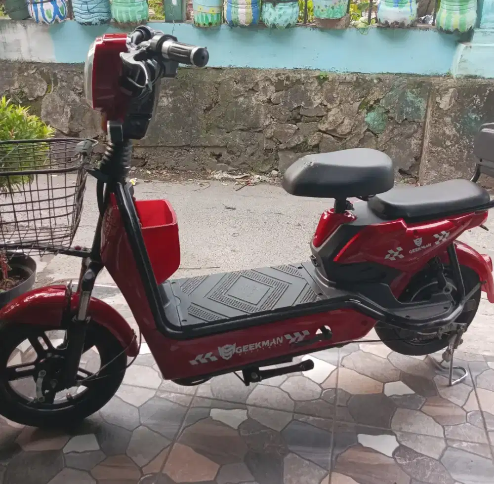 Sepeda Listrik geekman