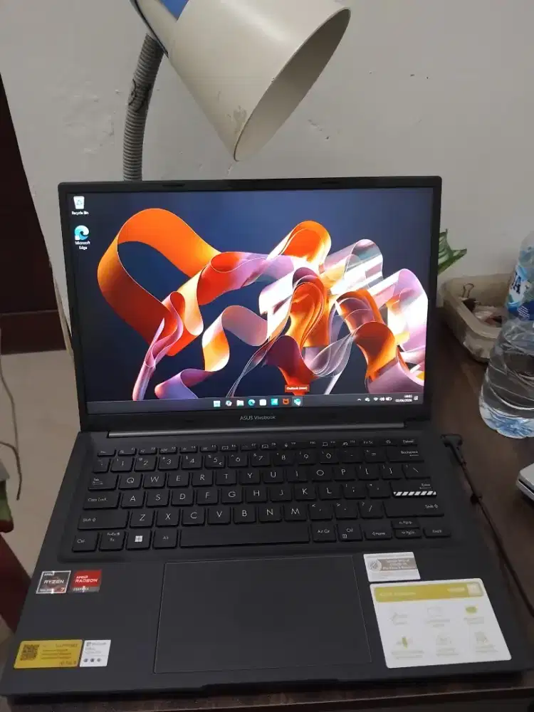 Laptop Asus Vivobook M1405Y Ryzen 7 gen 7 Ram 16gb Storagd  512GB