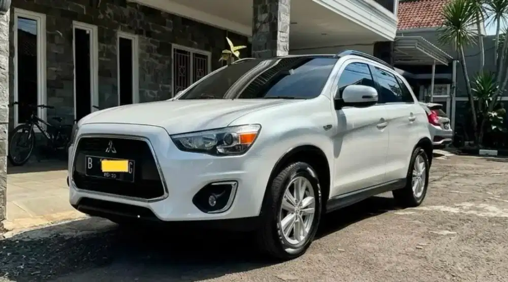 HARGA CASH 160JT, PEMAKAI, Outlander PX (Varian Tertinggi) 2016
