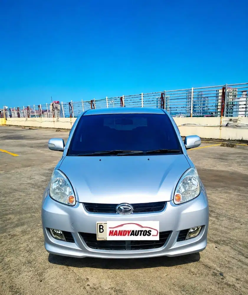 Daihatsu Sirion RS Tahun 2009 Automatic Silver Metalik