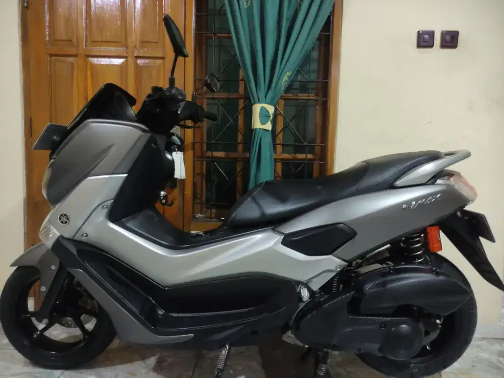 SUPER ISTIMEWA LOW KM NMAX OLD NON ABS SUPER MULUS NO MINUS JARANG ADA