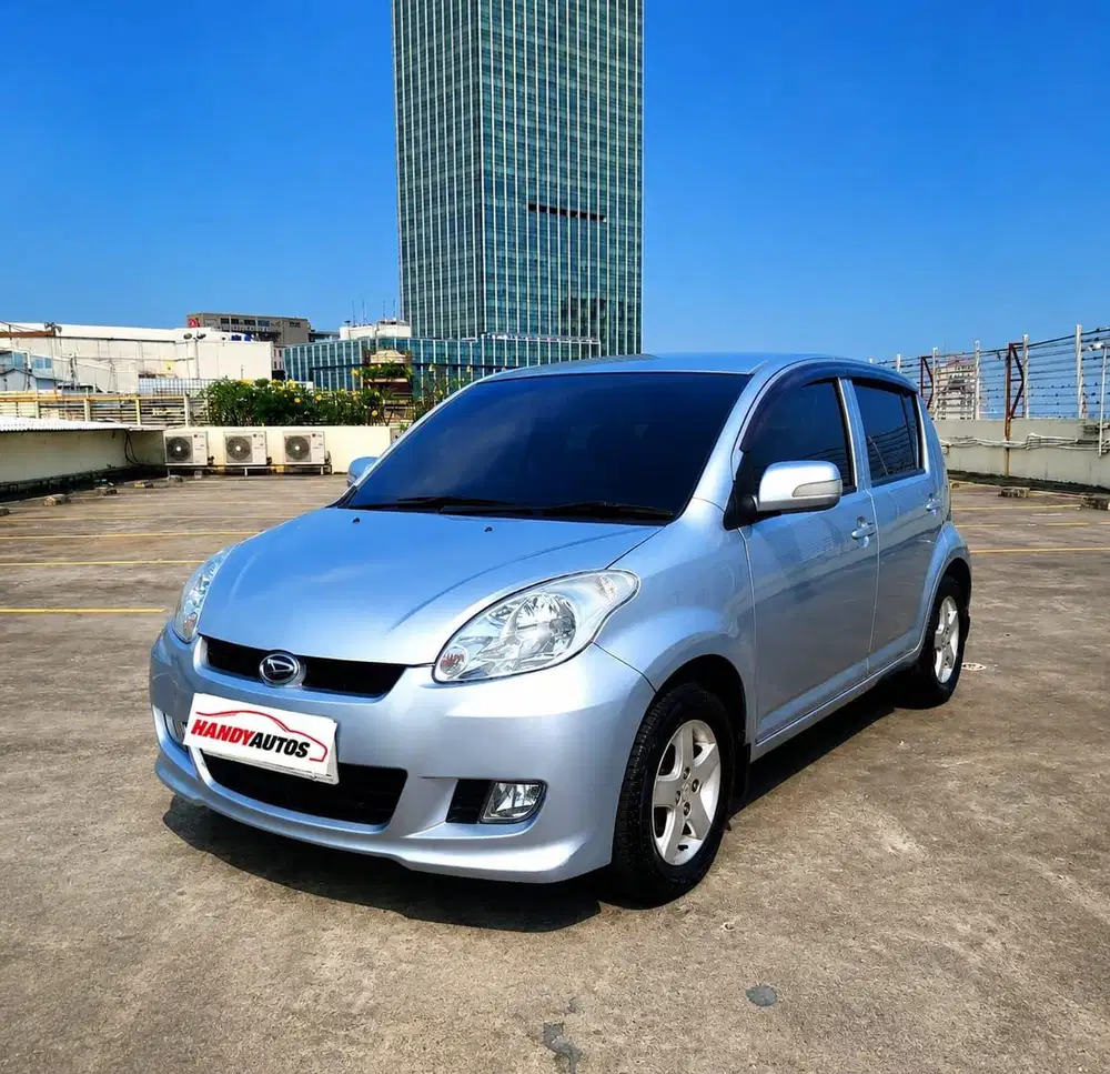 Daihatsu Sirion RS Tahun 2009 Automatic Silver Metalik